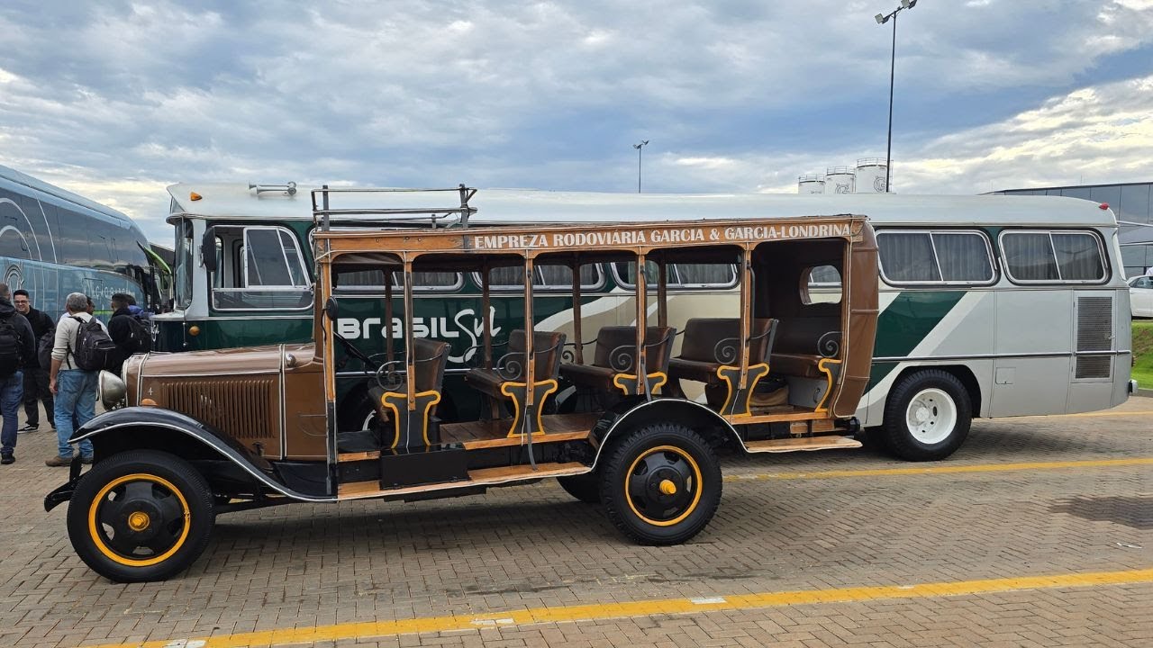 Jardineira ,Ford ano 1933 (Katita) - O Ônibus Mais Antigo da Viação Garcia