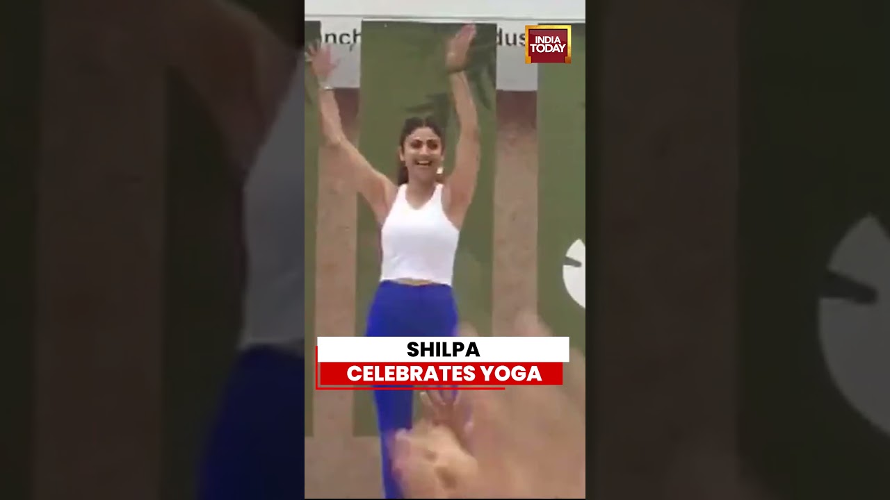 Shilpa Shetty Performs Yoga in Gurugram on International Yoga Day 2026 | Healthy Ageing
