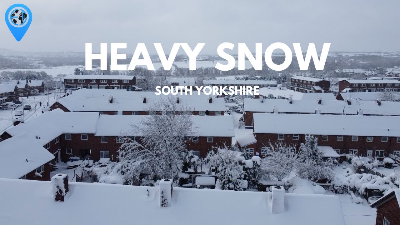 Heavy Snow hits 🇬🇧UK (Walking Tour in Sheffield,United Kingdom)