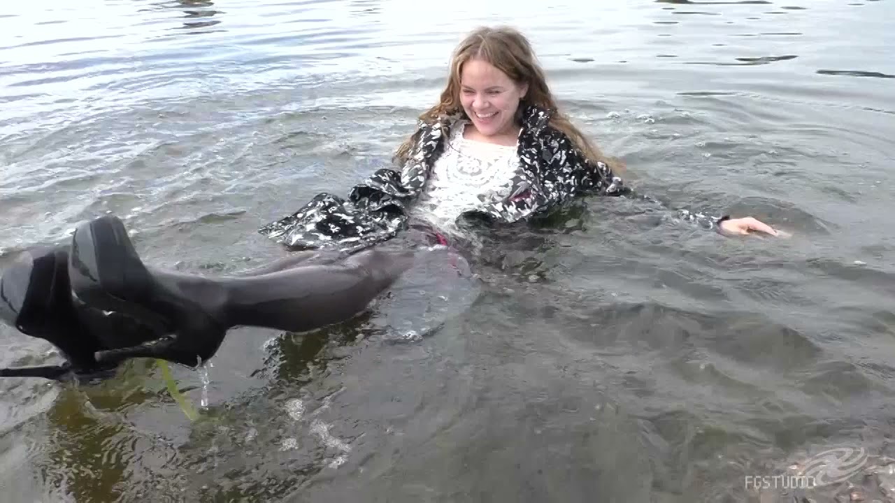 Heels, coat, water!