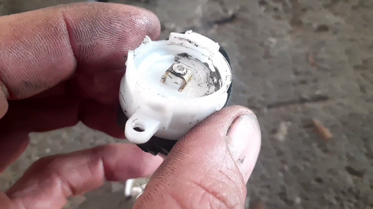 Desmontando e restaurando comutador de partida Gol 97