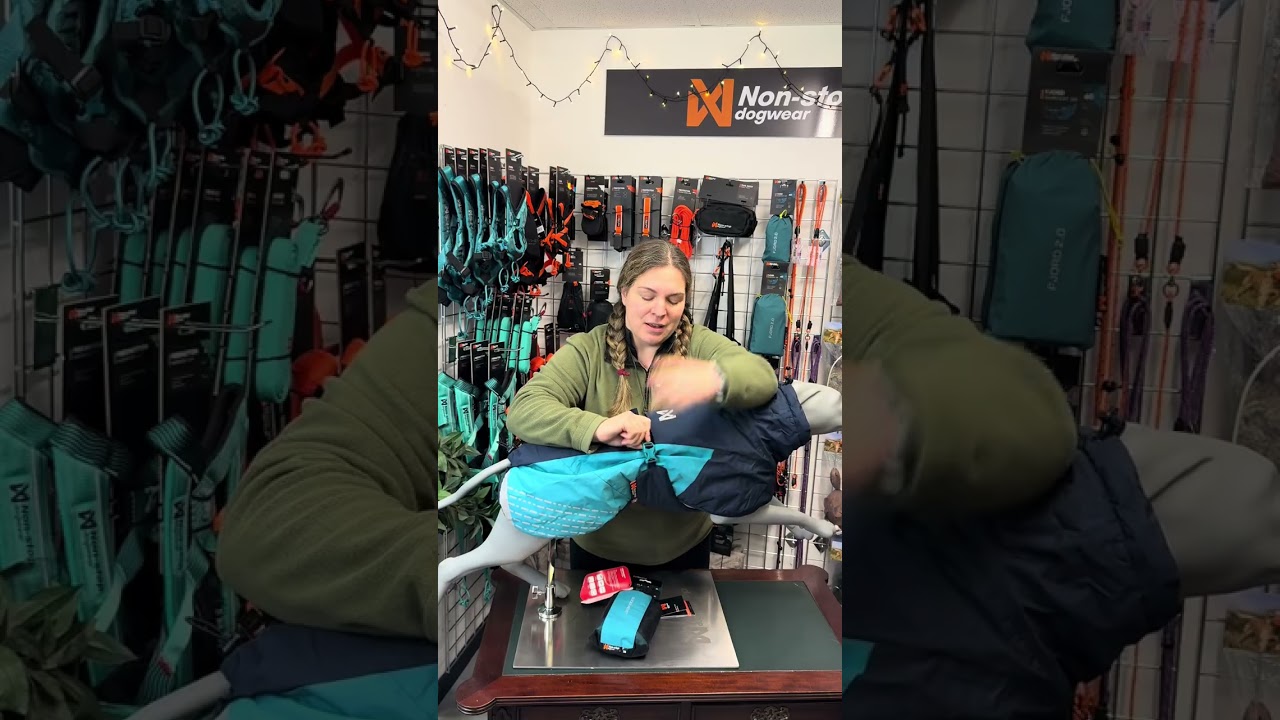 Track & Trail Canine | Non-stop Dogwear Glacier 2.0 Insulated Jacket For Dogs | Detailed Review
