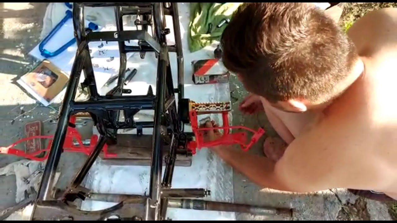 Aproape de final (iuhuuuu a Pornit) Repair/Restoration/Restaurate bashan 200cc/alaska200cc