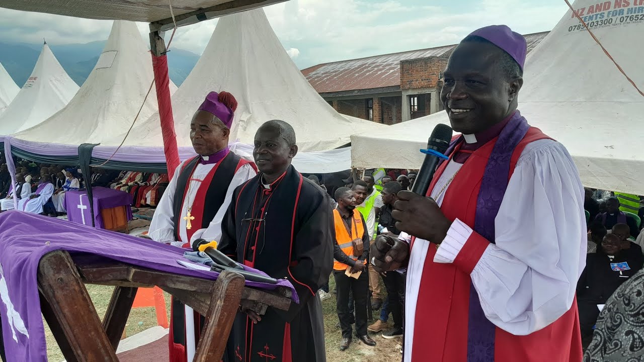 Transition à la tête du Diocèse de Kamango