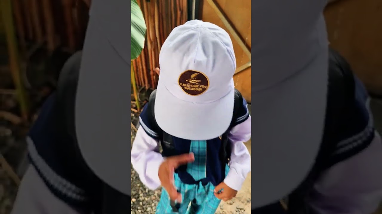 Huh, anak sudah SD, rasanya gimana gitu ya...