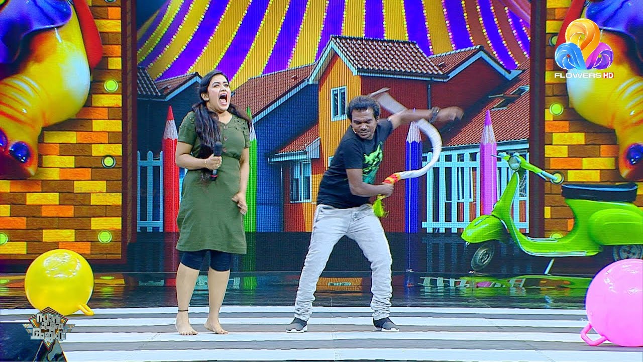 ഇന്ന് കുറെ പൊന്നീച്ചകൾ പറക്കും... 😵‍💫