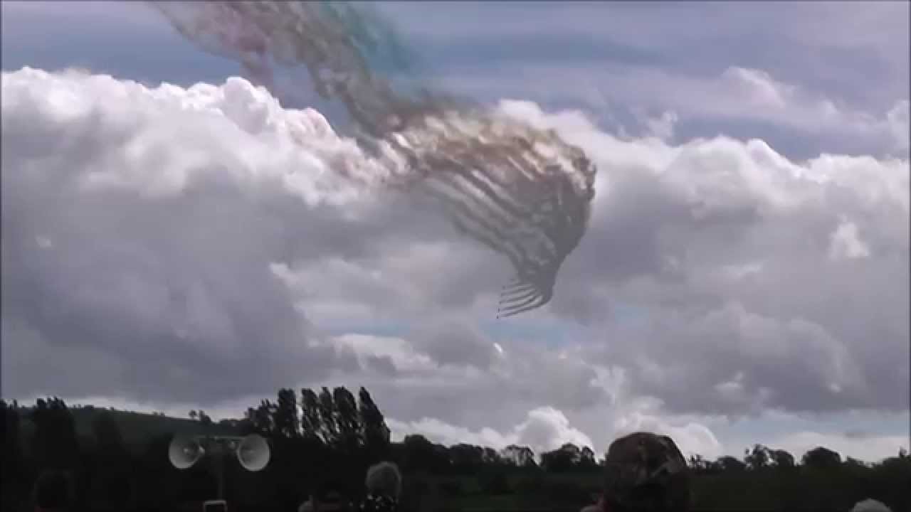 RAF Red Arrows at Welshpool Air Show, 8th June 2014