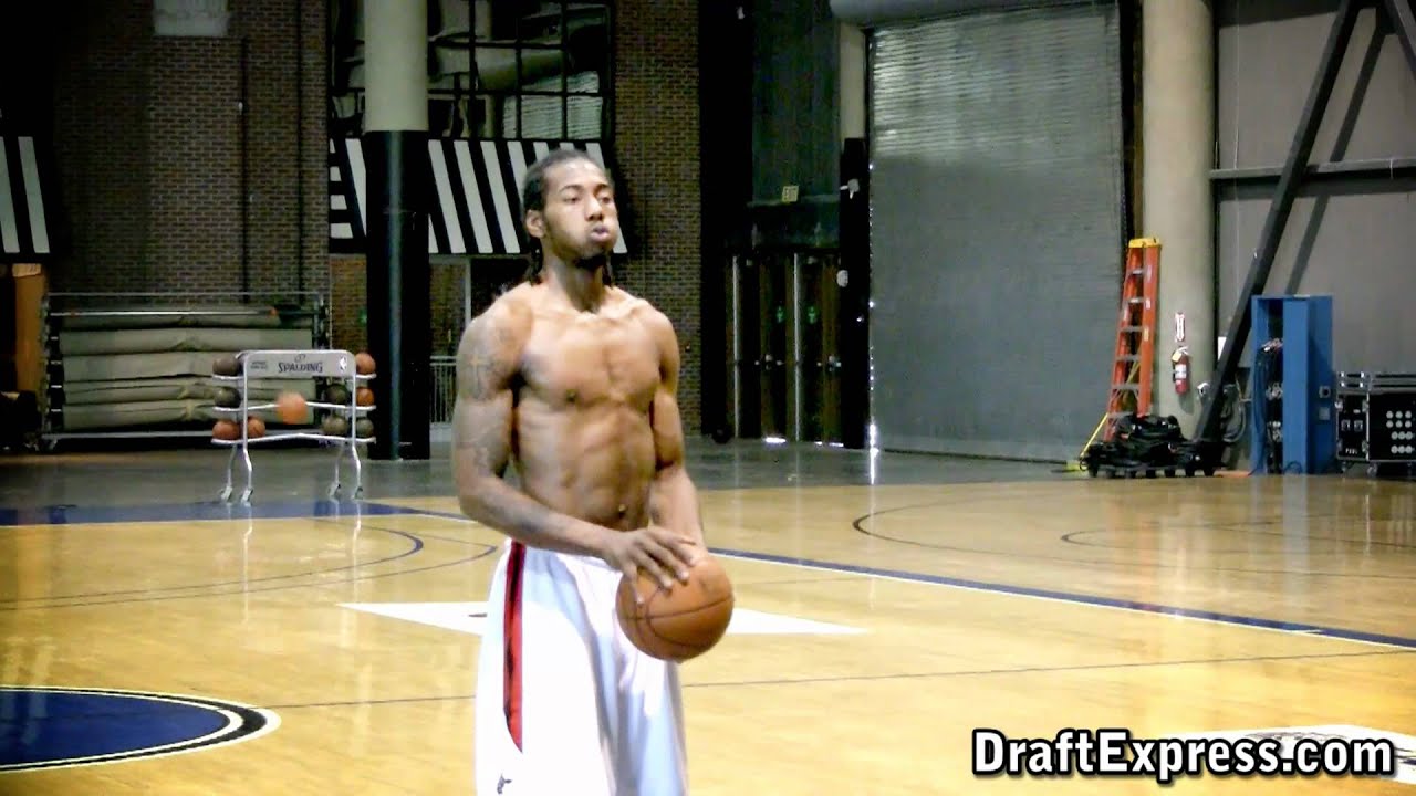 DraftExpress — преддрафтовая тренировка и интервью с Каваем Леонардом