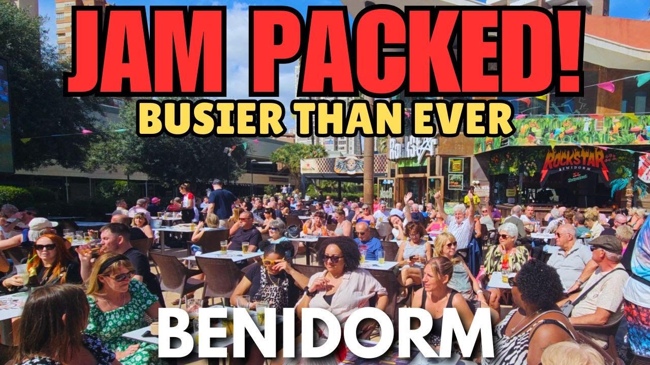 Benidorm's Pubs & Bars are JAM-PACKED!  🍺┃The Strip, Levante Beach & More!