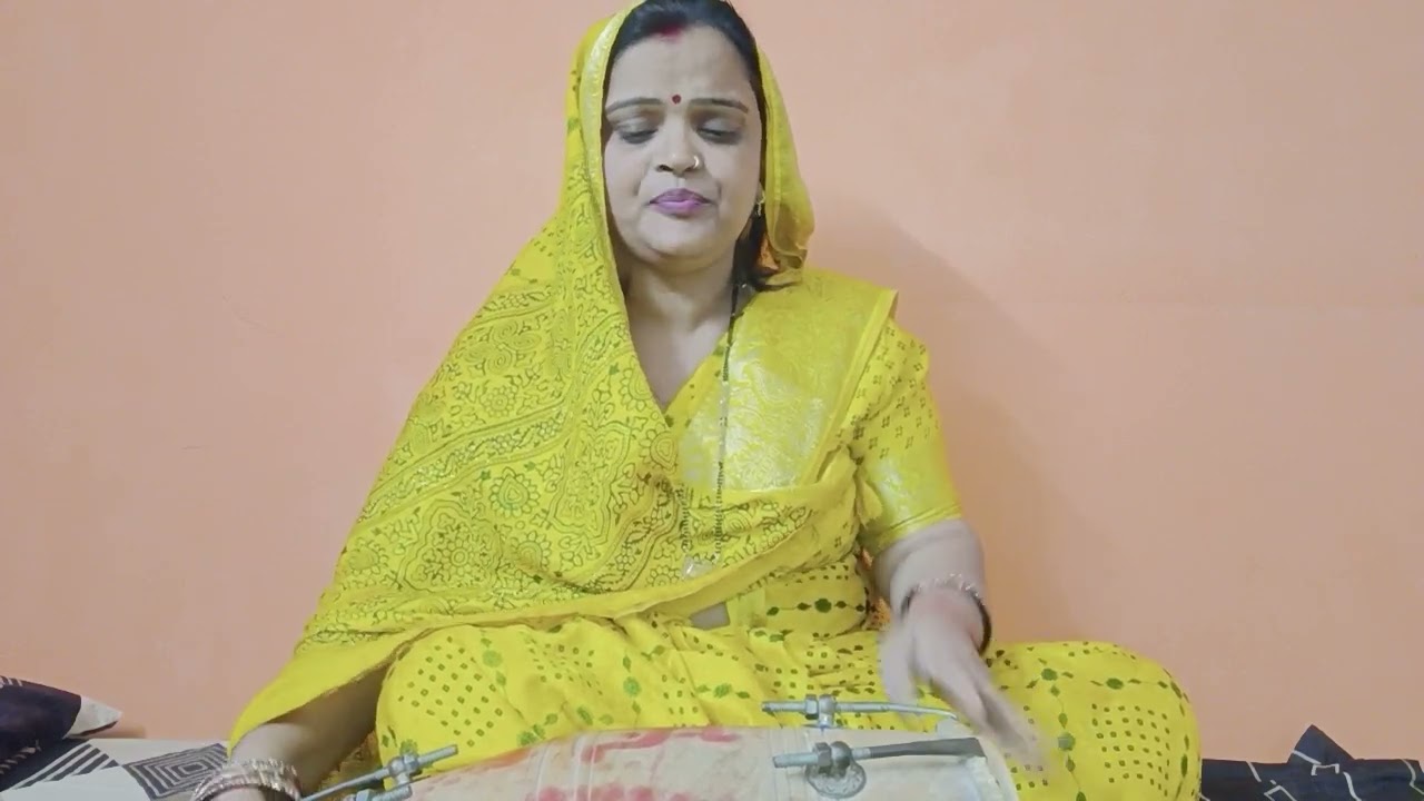 यूं तेरा नजरे मिलाना सांवरे अच्छा नहीं 🙏🏻🙏🏻🌷🌷 कान्हा जी