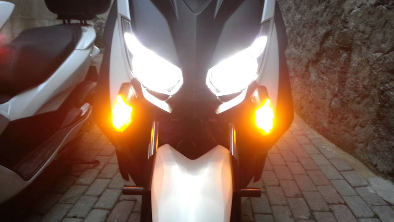 XMAX VS PCX GOPRO 1080 HD (2)