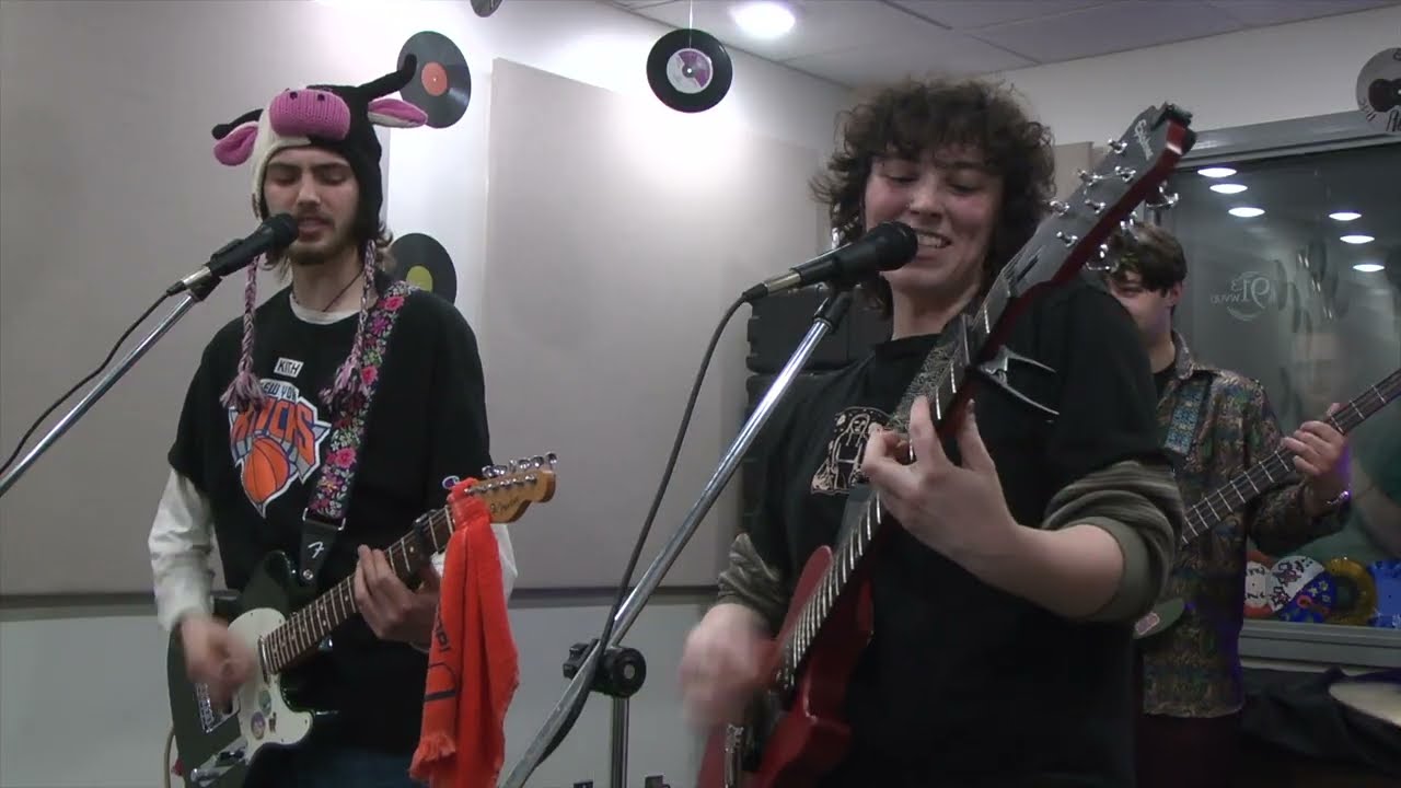 Meat Obelisk Live Lounge
