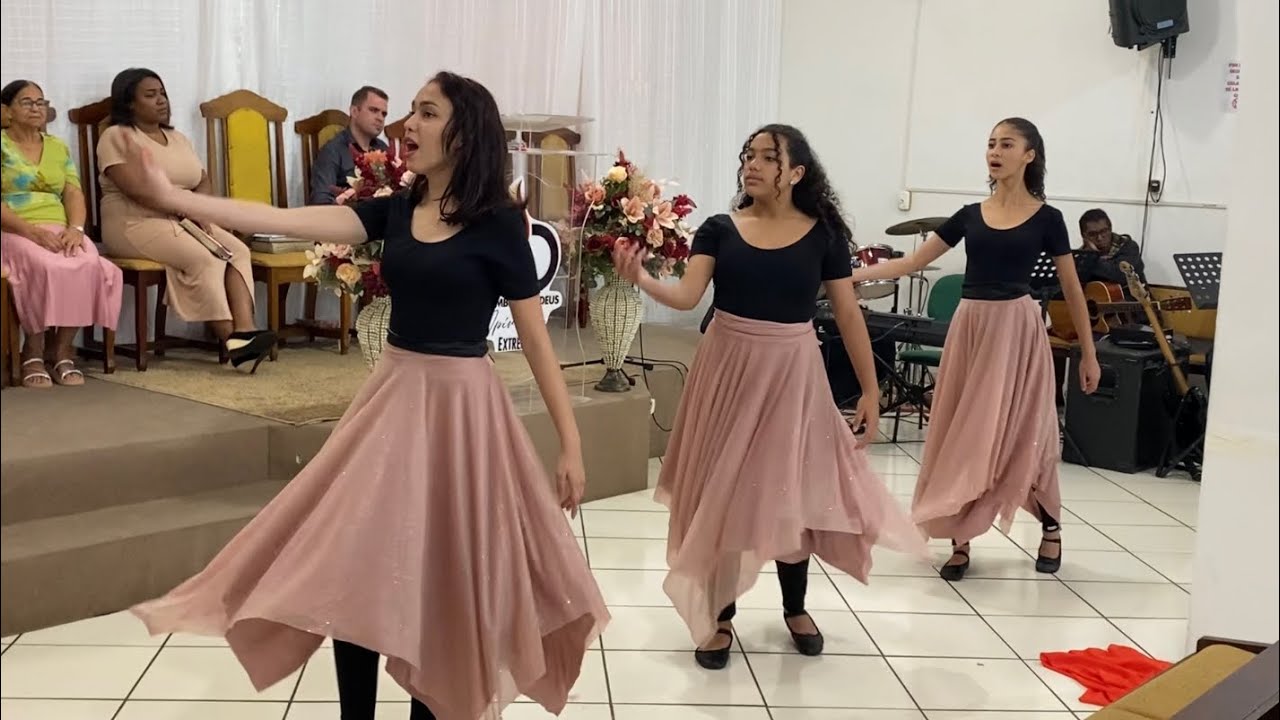 COREOGRAFIA GRUPO KADOSH ACENDE OUTRA VEZ JEFERSON E SUELEN