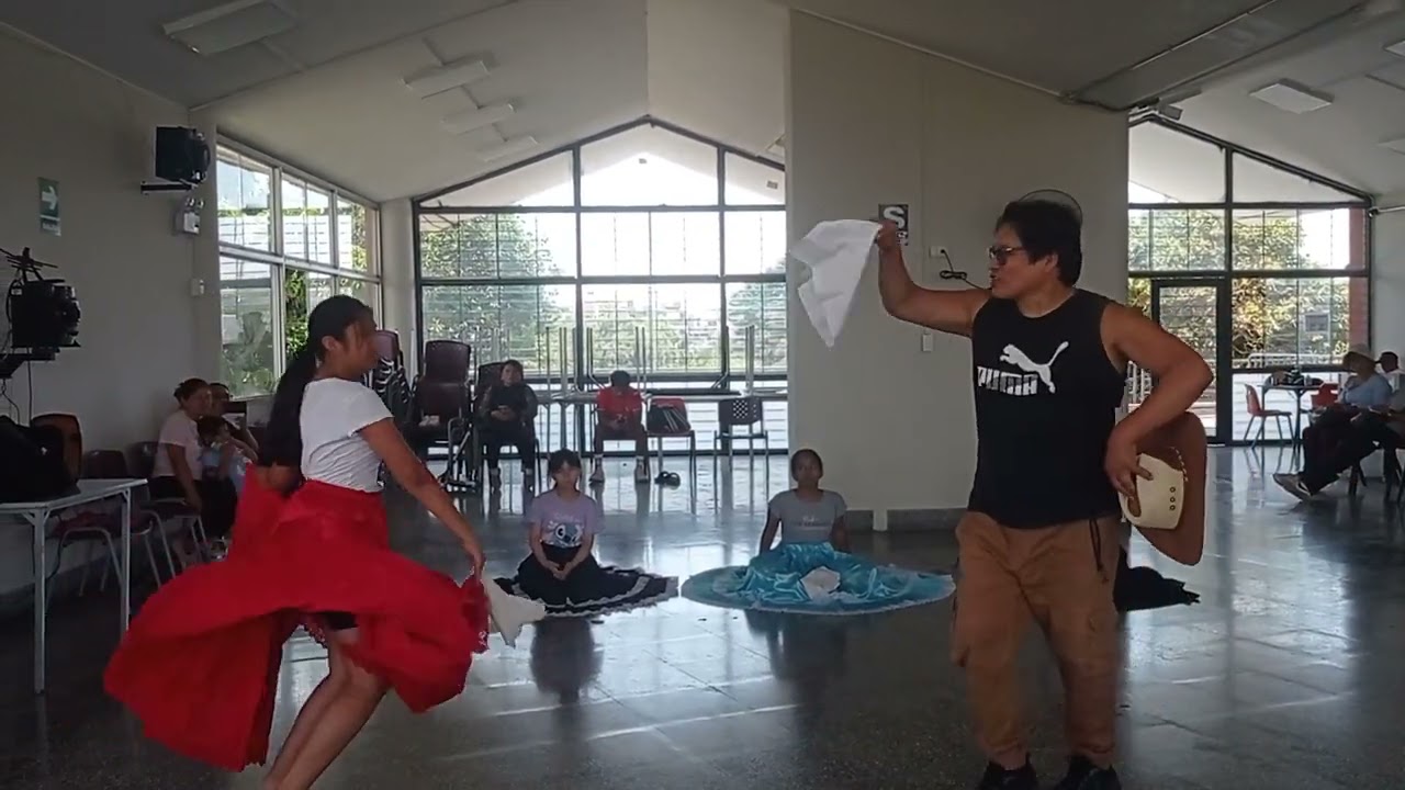 Marinera Norteña, vacaciones en la Universidad San Marcos.