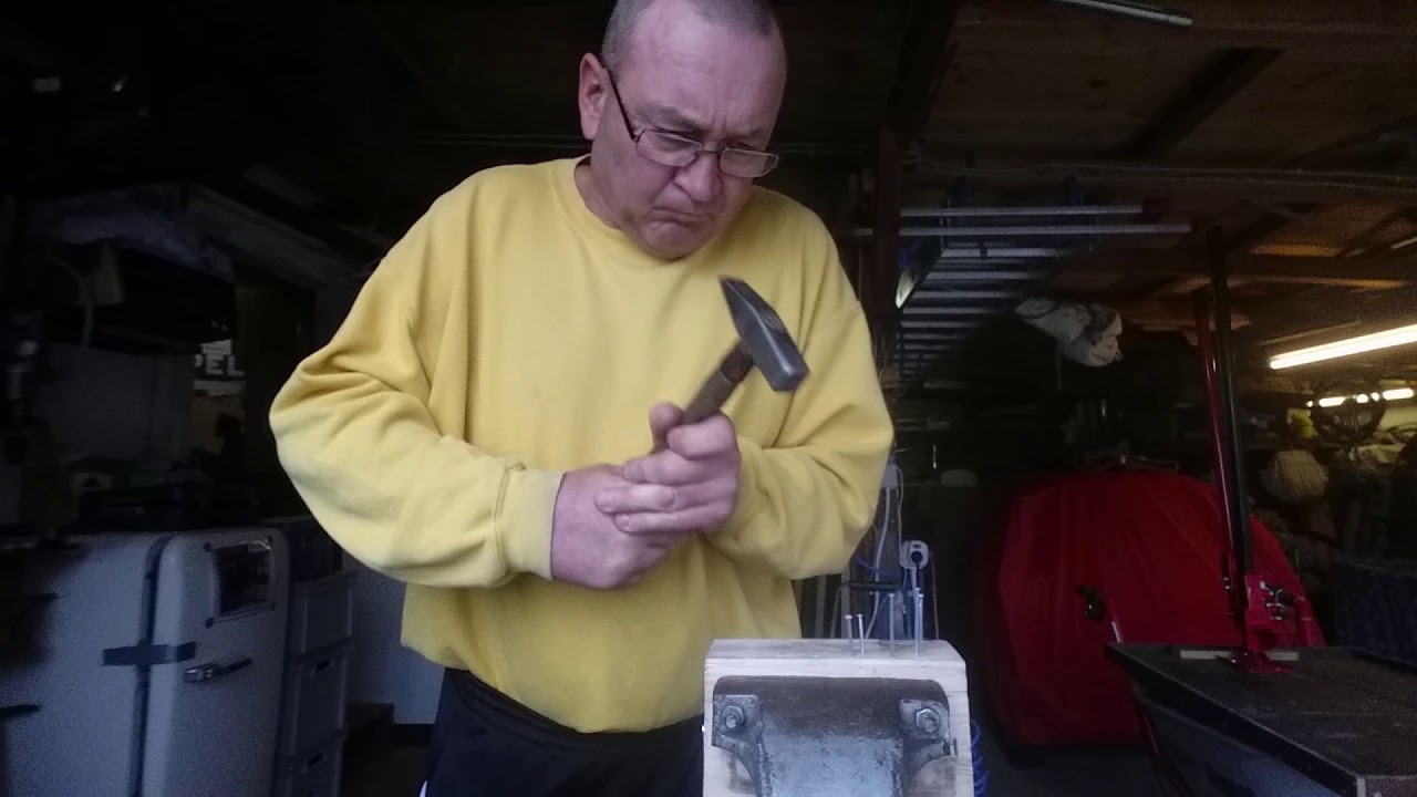 2. Video! Nägel ganz einschlagen! ca. 42 Monate n. d. Schlaganfall! 08.11.2019!