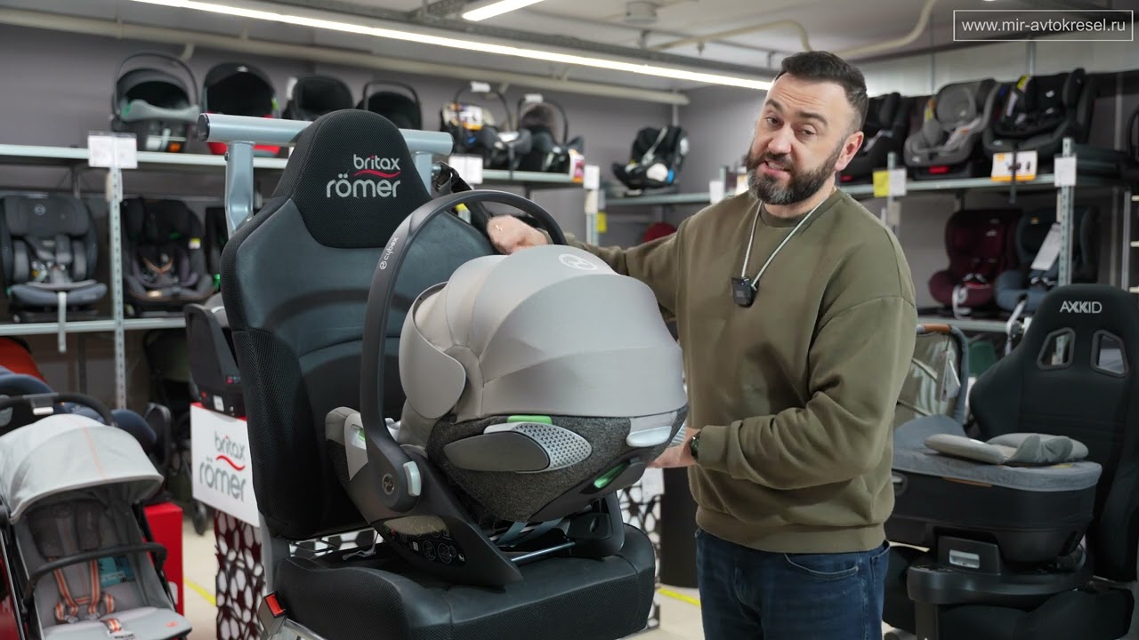 Новинка  года в линейке топовых автолюлек серии Cloud от CYBEX Cloud T i Size