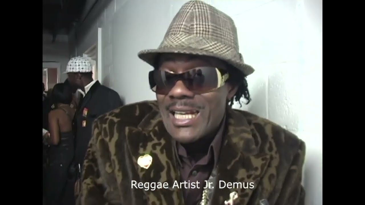 Epic performance / JR. DEMUS Shocked Fans @ Club Legacy