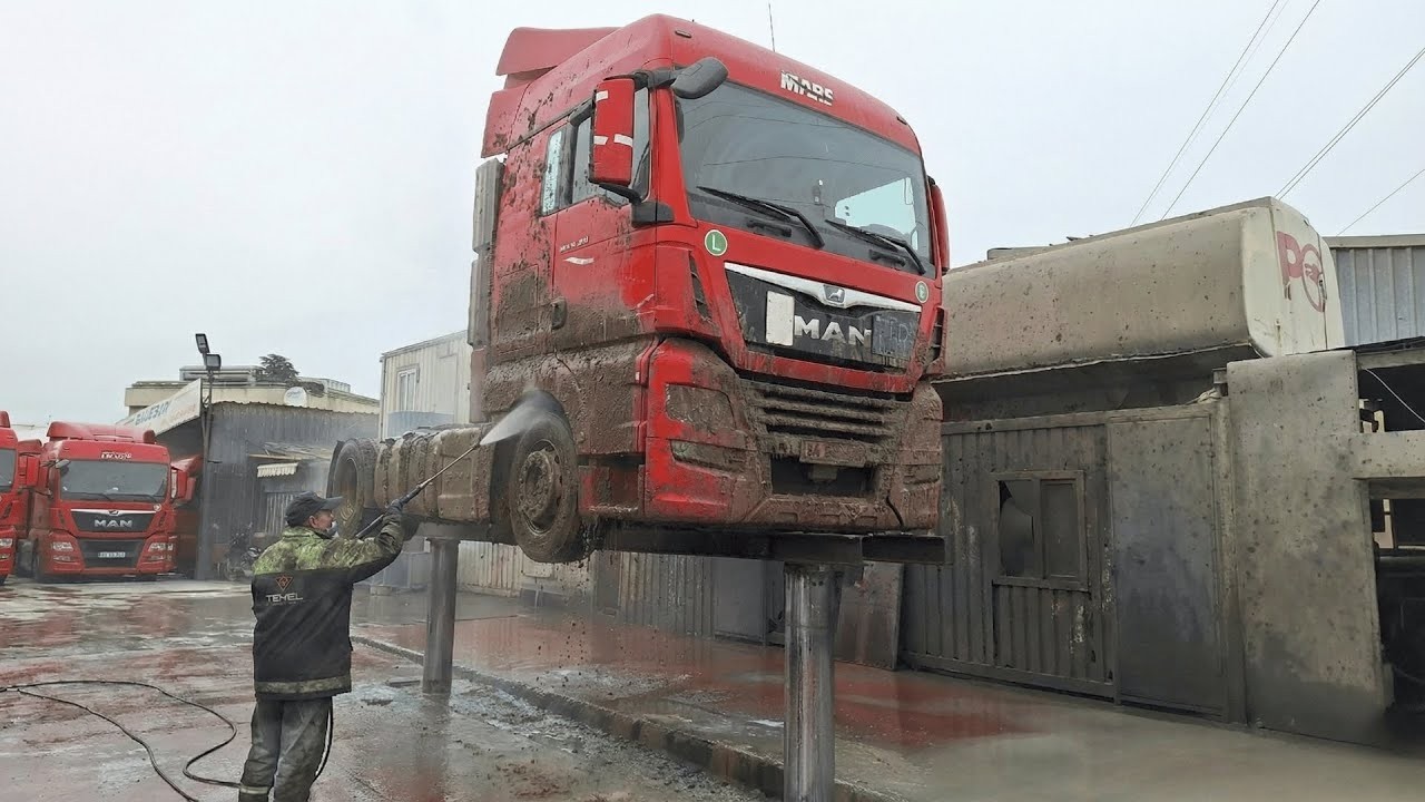 Top 10 Most Satisfying Truck & Heavy Vehicle Washes 💦 | Ultimate ASMR Compilation
