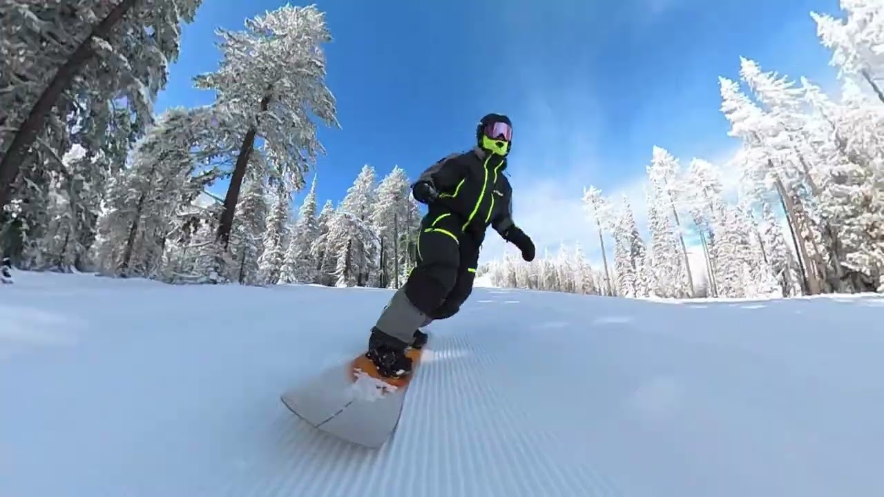 Carving on Stranda Cheater and Tree Surfer at 49 degrees north Ski resort