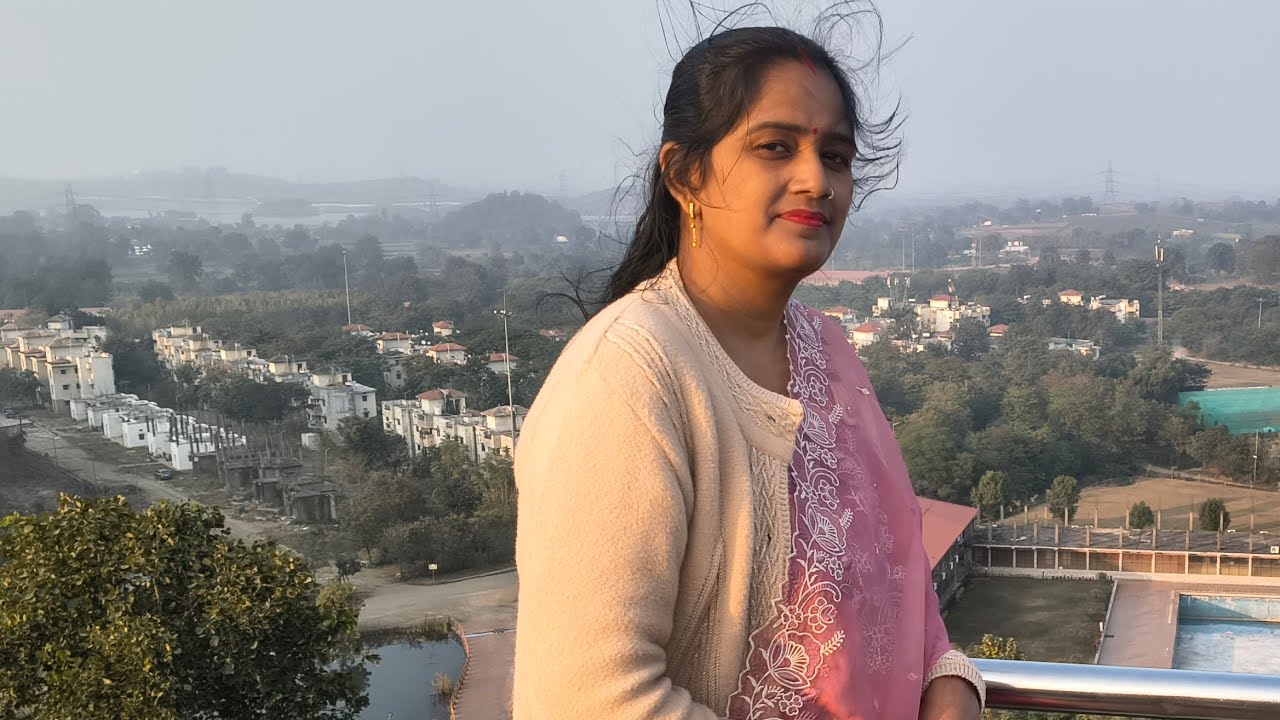 Indu Maurya vlog is live।    aao friends baten karte Hain
