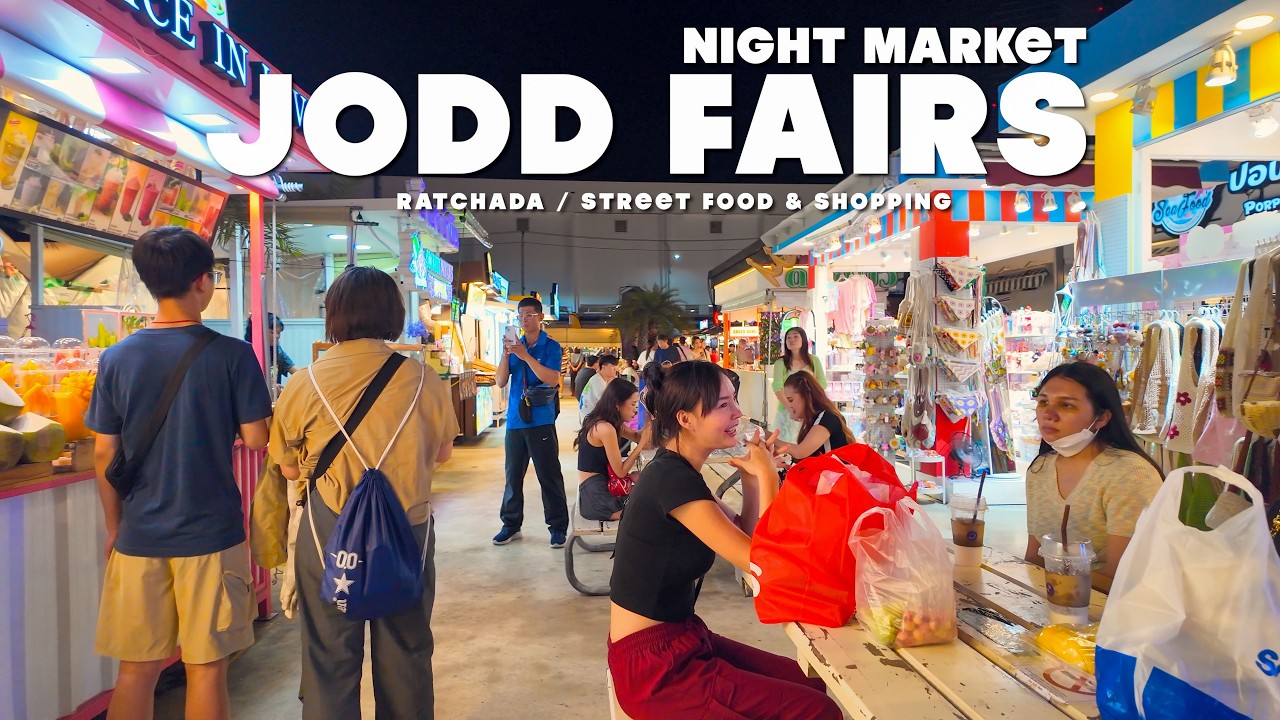 Jodd Fairs Ratchada Night Market / Bangkok Night Market / 26 May 2025