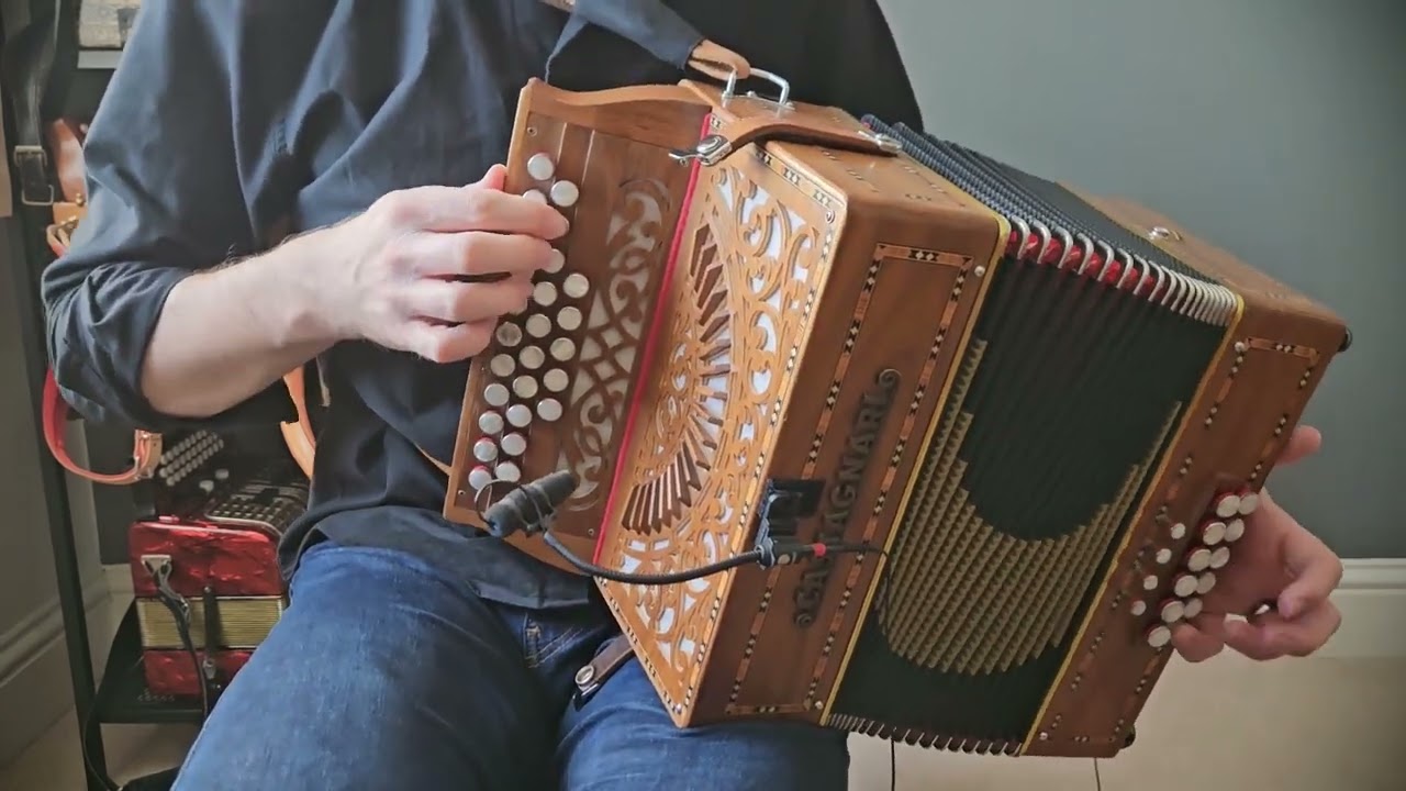 Valse &agrave; Julie (Aur&eacute;lien Claranbaux) accord&eacute;on diatonique, melodeon