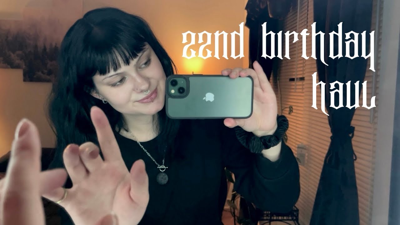 ASMR | 22nd Birthday Haul! 🎂 tapping, tracing, hand movements, etc.