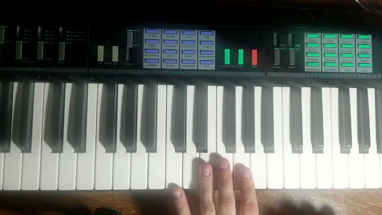 18. How To Break A Keyboard // Yamaha PSR-12 // Circuit Bending // Don't Do This