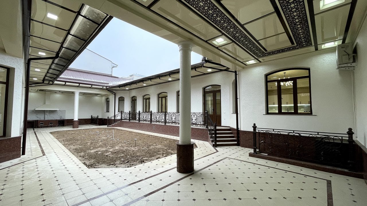 Qoraqamishda O'zbekona Yevro Hovli Sotuvda🔥 +998941684422