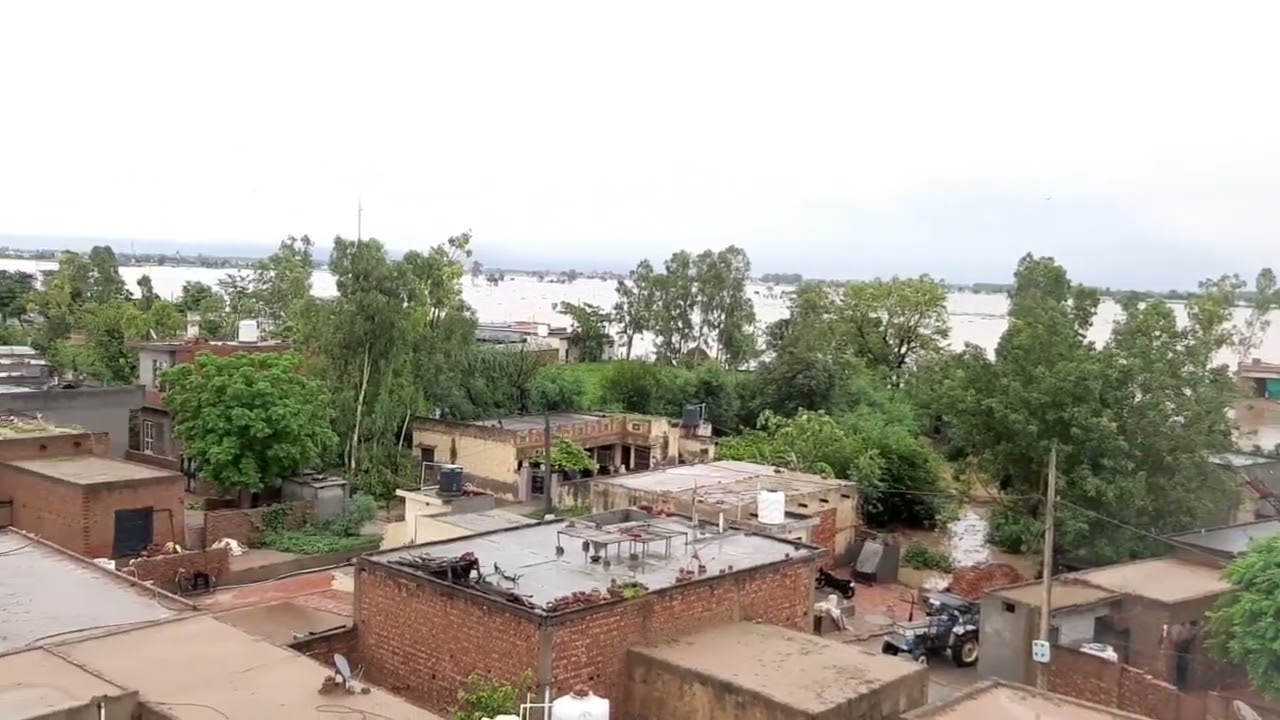 roshanpur vich aaya Pani