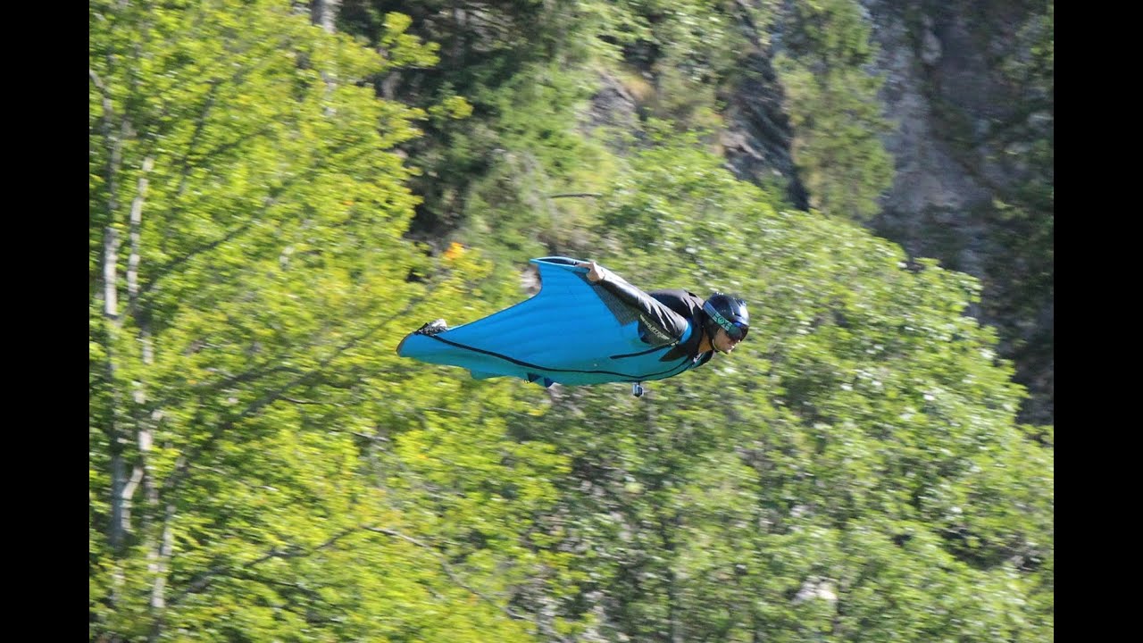 Wingsuit base jumping walenstadt 2015