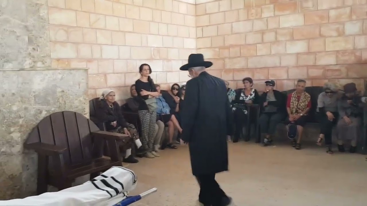 הלוויה סבא שלום צור היקר ז״ל