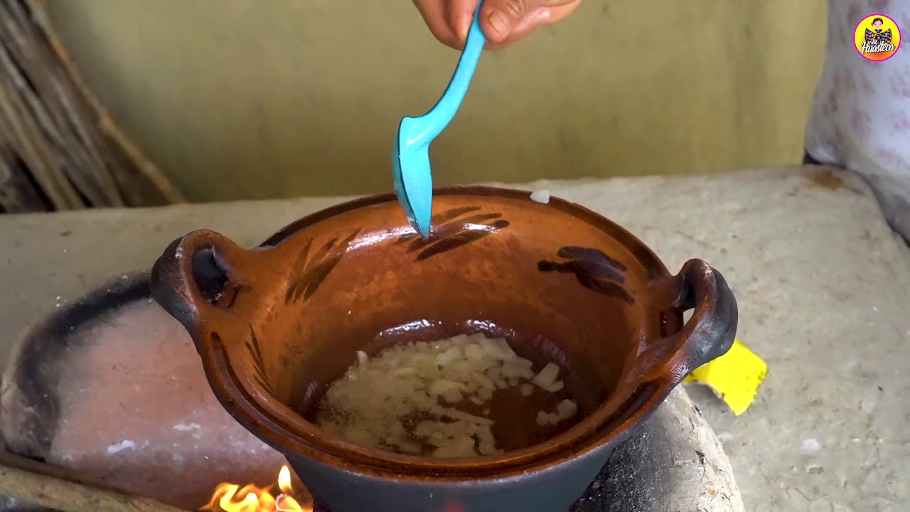 Enchiladas de ajonjoli una Comida de Rancho muy Rica