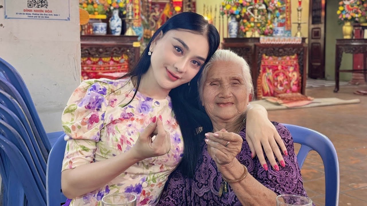 Lâm Khánh Chi tặng Hồng Sáp 25 triệu, hứa lo chi phí sinh hoạt suốt đời