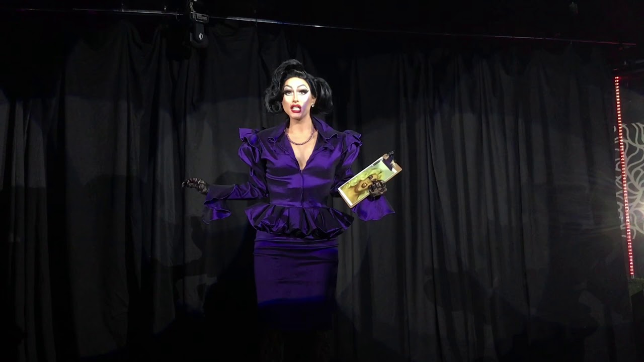 JAPI DRAG RACE - Velvetine (Episodio 5 - Drag To School)