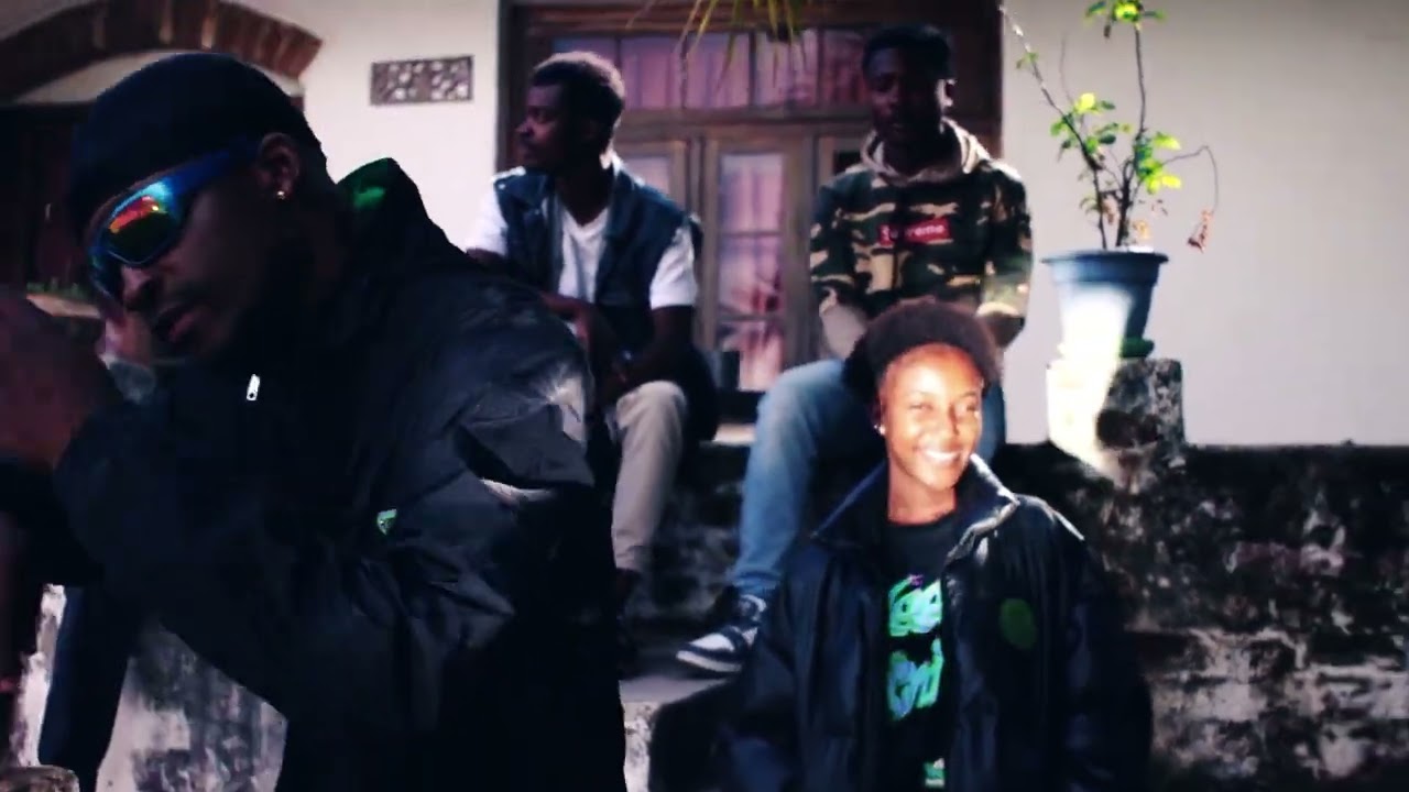 Bredoh M'mwenye- Robbery _Official Video @goldentree