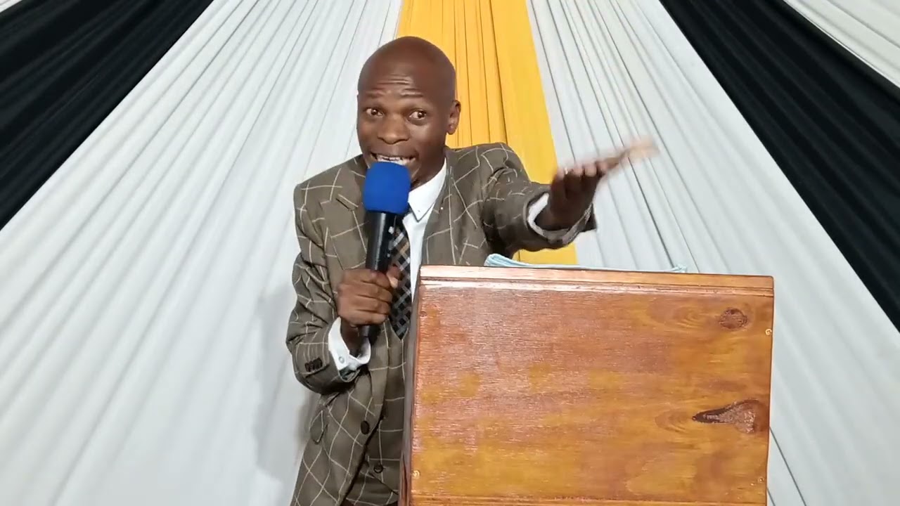 Pastor Xhingana _ Bantu abakude noThixo basengozini // George Revival Day 1 ( 16 February)