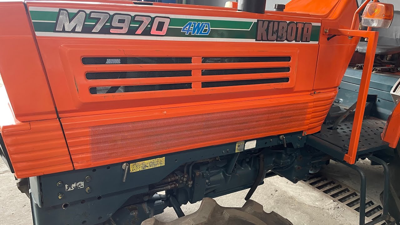 Máy cày Kubota m7970 hàng bãi nghĩa địa mới về . Lh 0867458433