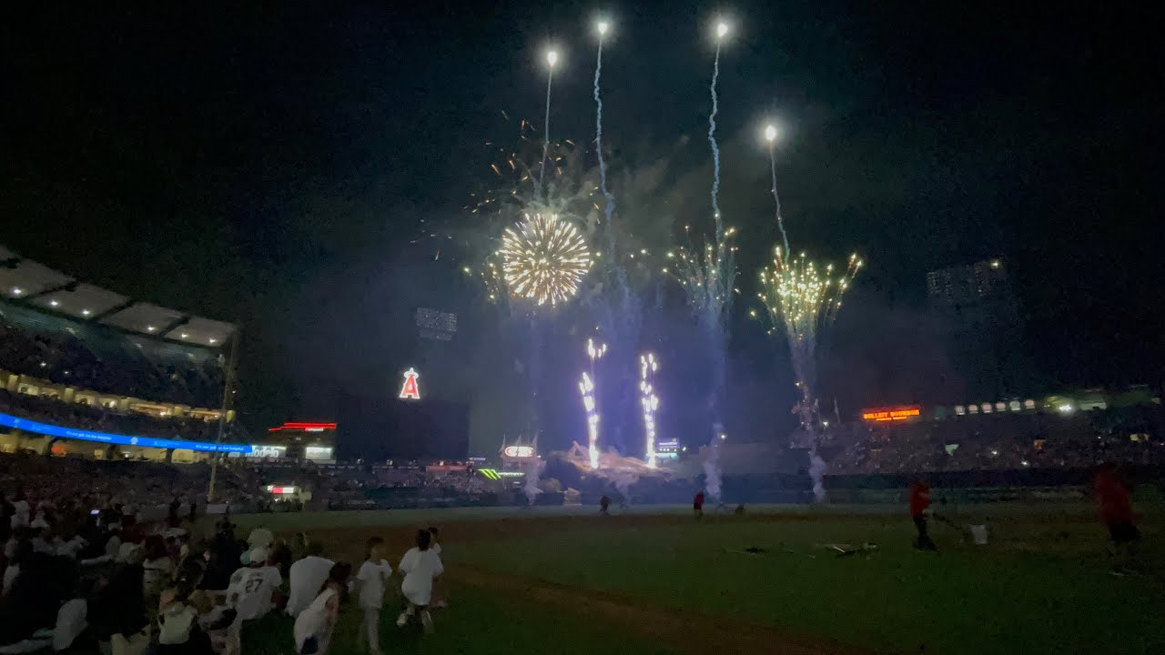 Los Angeles Angels Baseball Saturday Night Spectacular Fireworks Show