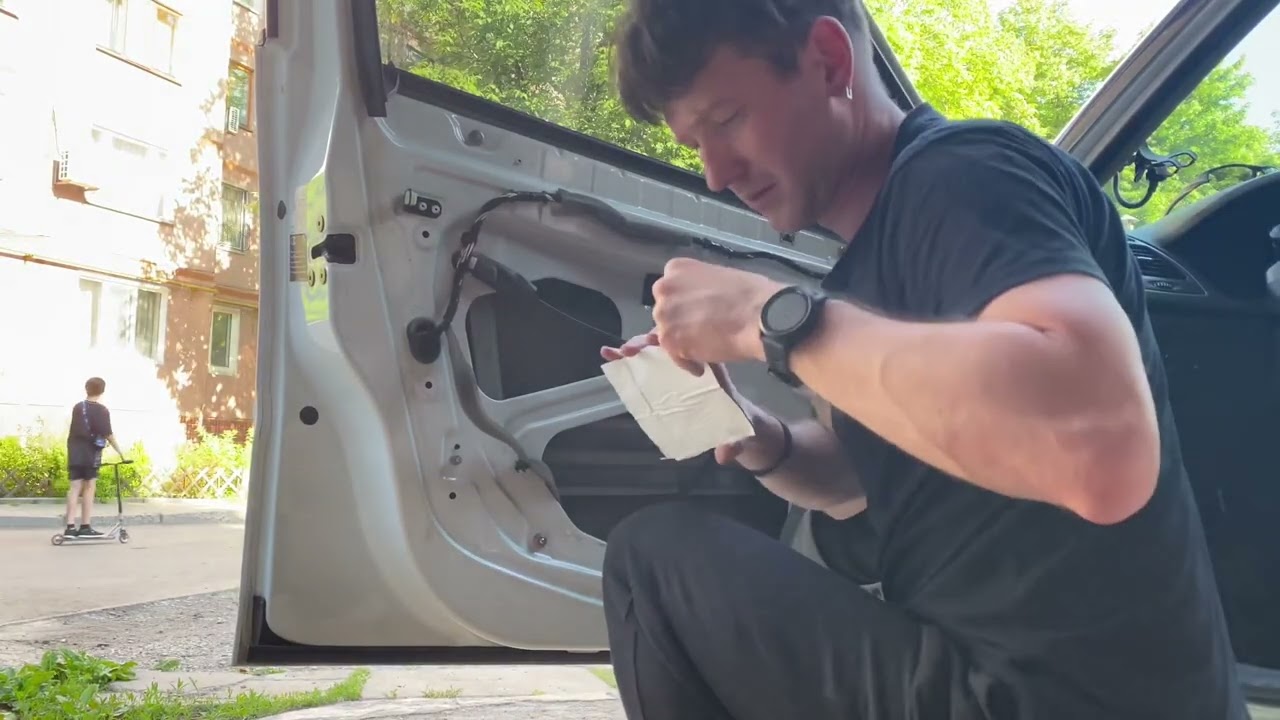 Шумоізоляція дверей Рено Лагуна 3