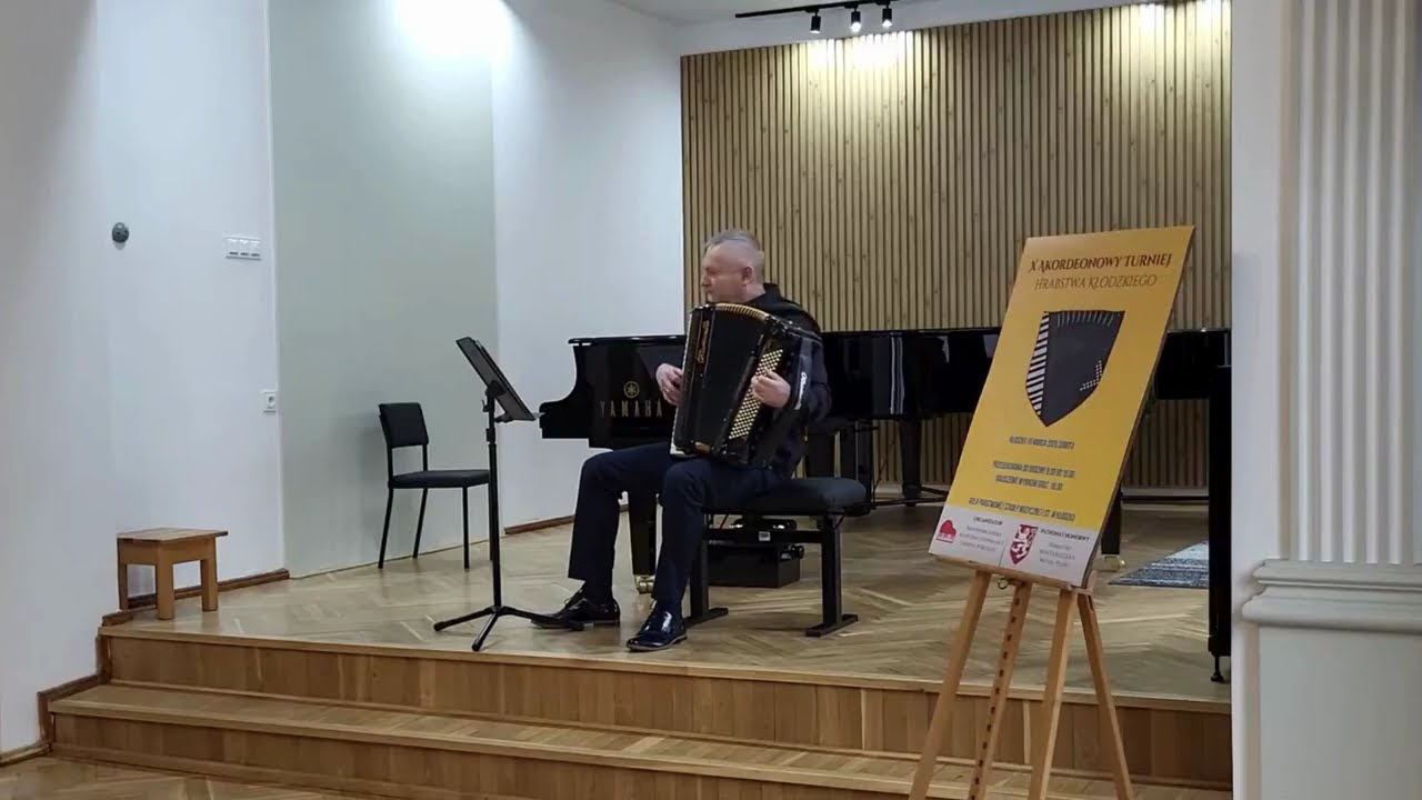 'Passion',  J. Colombo, T. Murena, opr. A. Tomasi/T. Łukaszczyk - gra Tomasz Łukaszczyk