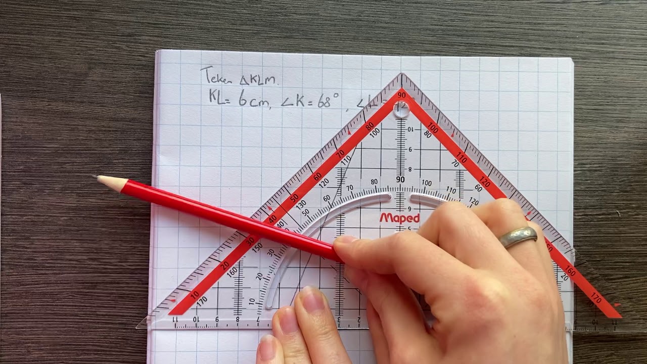 K- + Een driehoek tekenen met de geodriehoek