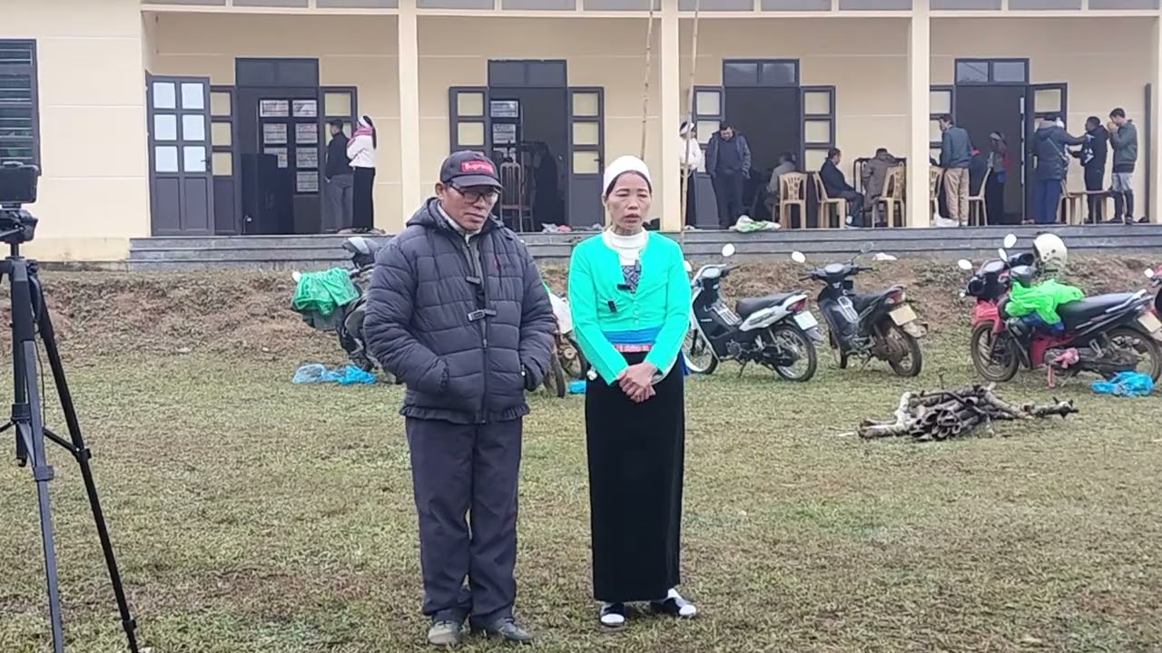 HÁT GIỌNG HÁT NHƯ RÓT MẬT VÀO TAI