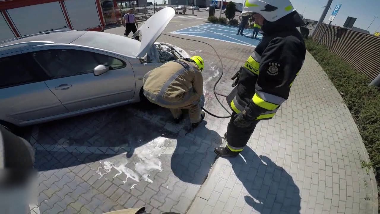 POŻAR SAMOCHODU OSOBOWEGO 8/2020
