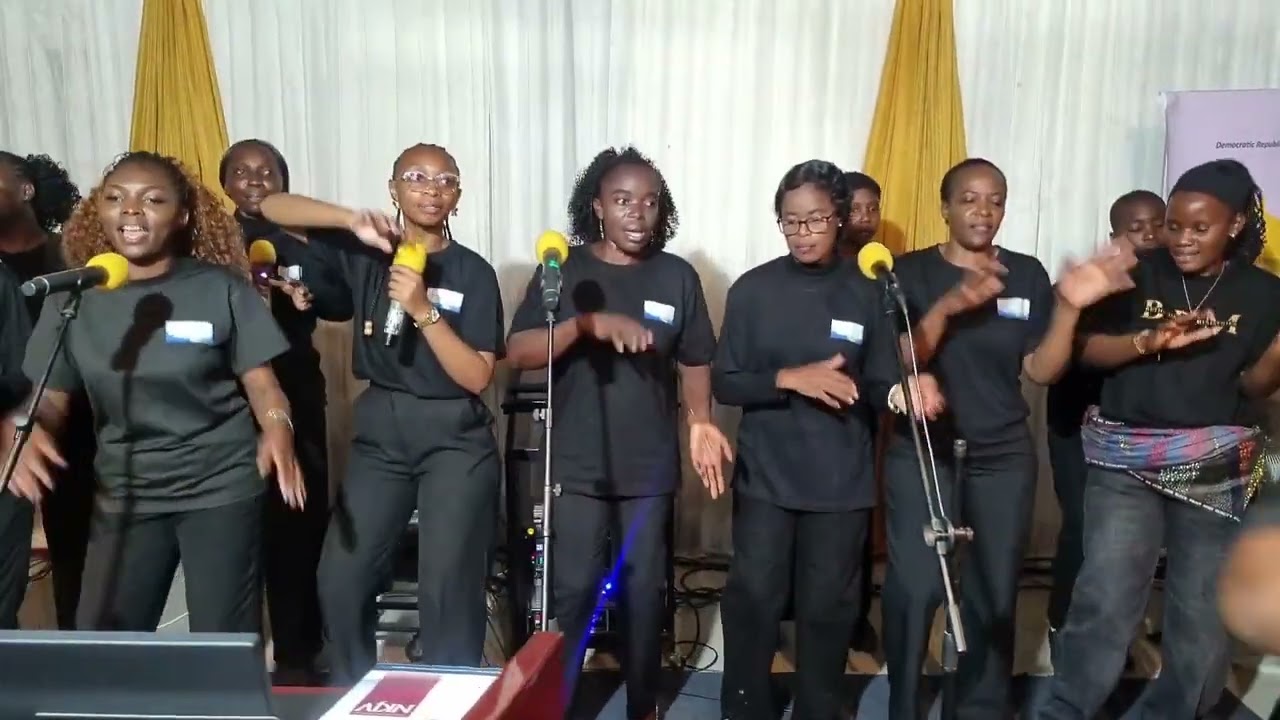 EXPLANING THE TIMES - CROSSOVER OVERNIGHT _ PRAISE SESSION