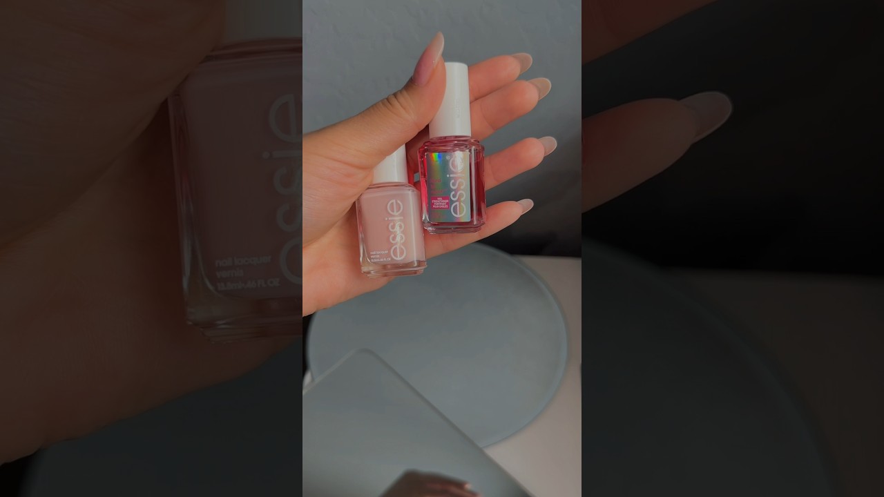 🩷  #essie #nailpolish