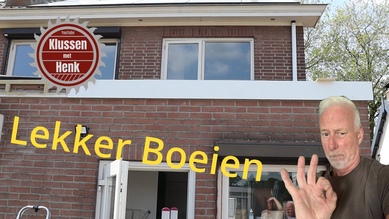 Boeidelen monteren op de uitbouw