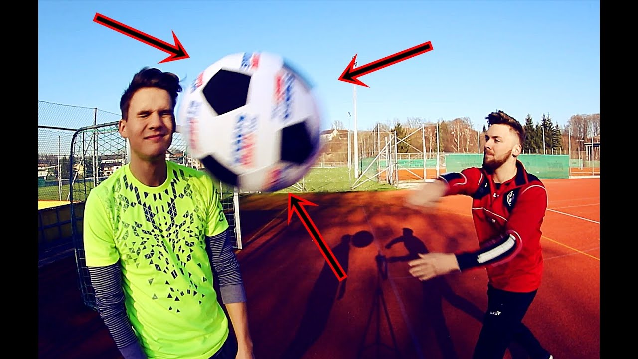 RIESEN-FU&szlig;BALL-CHALLENGE | Ksfreak vs Krappi