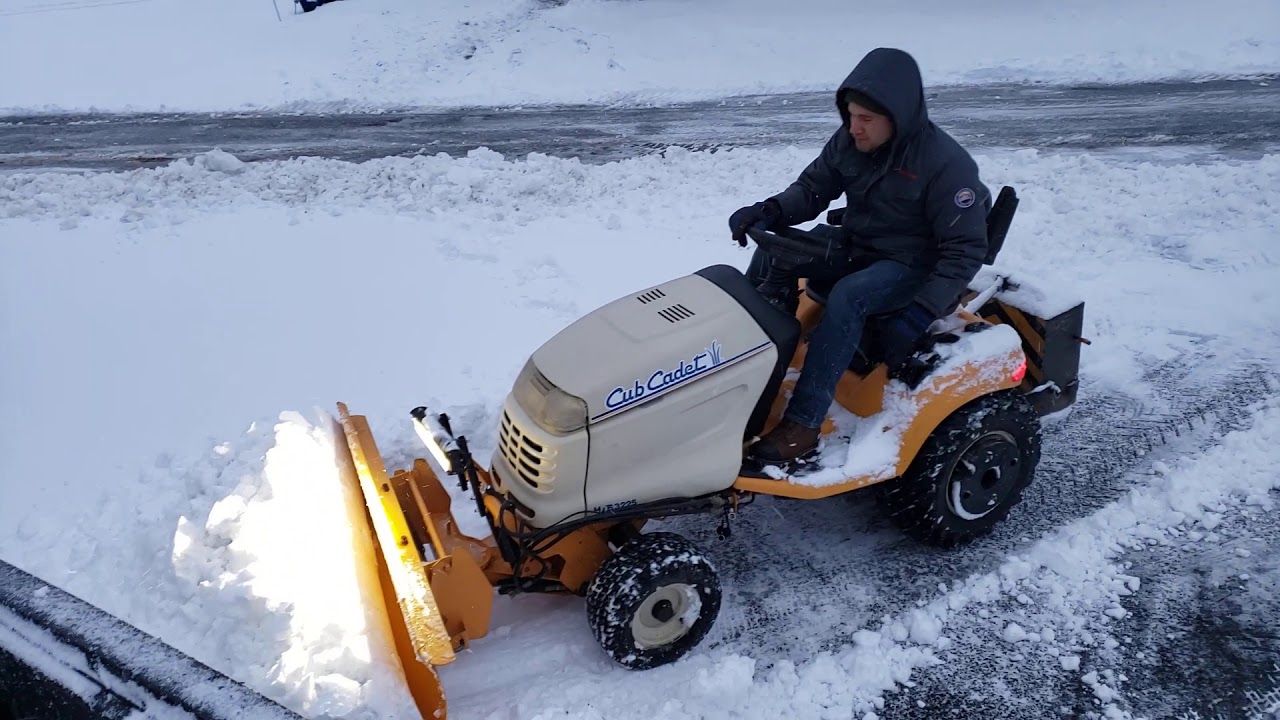 cub cadet 3225 plowing snow