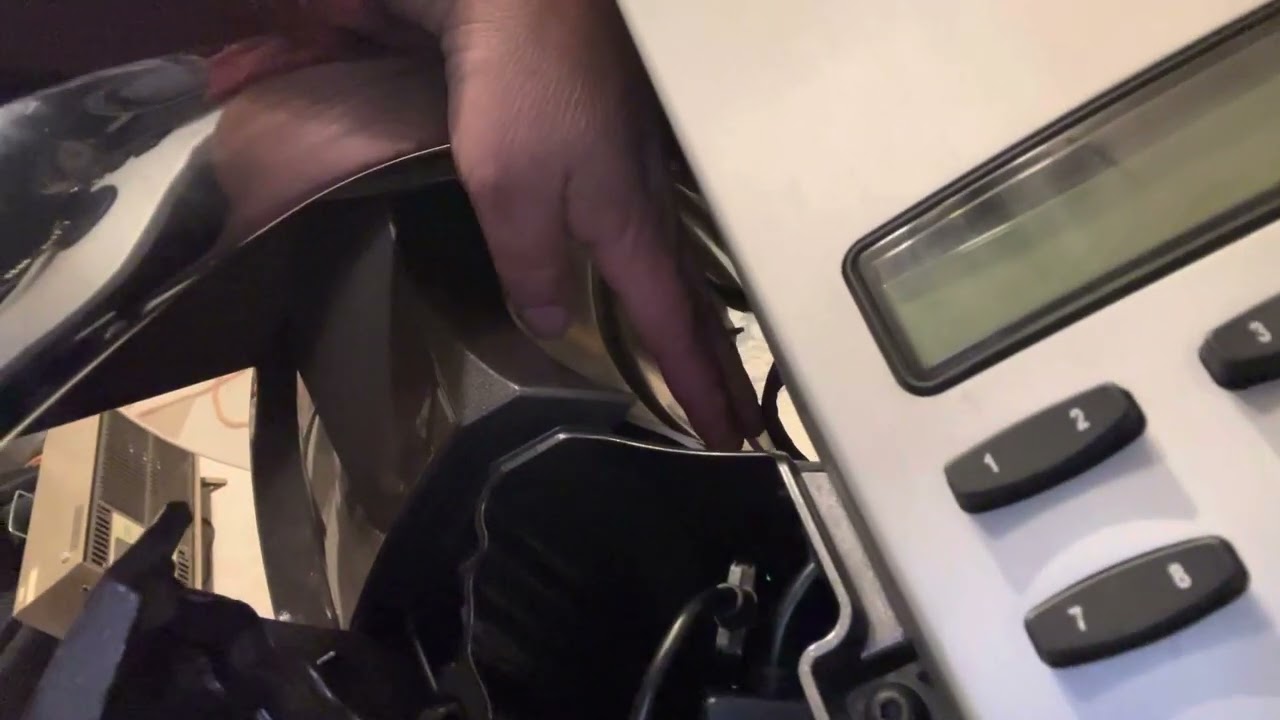 2008 / 2009 Victory Vision IPod adapter